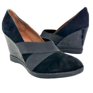 Donald Pliner CARLA Black Suede and Patent Leather Wedges Size 8.5M